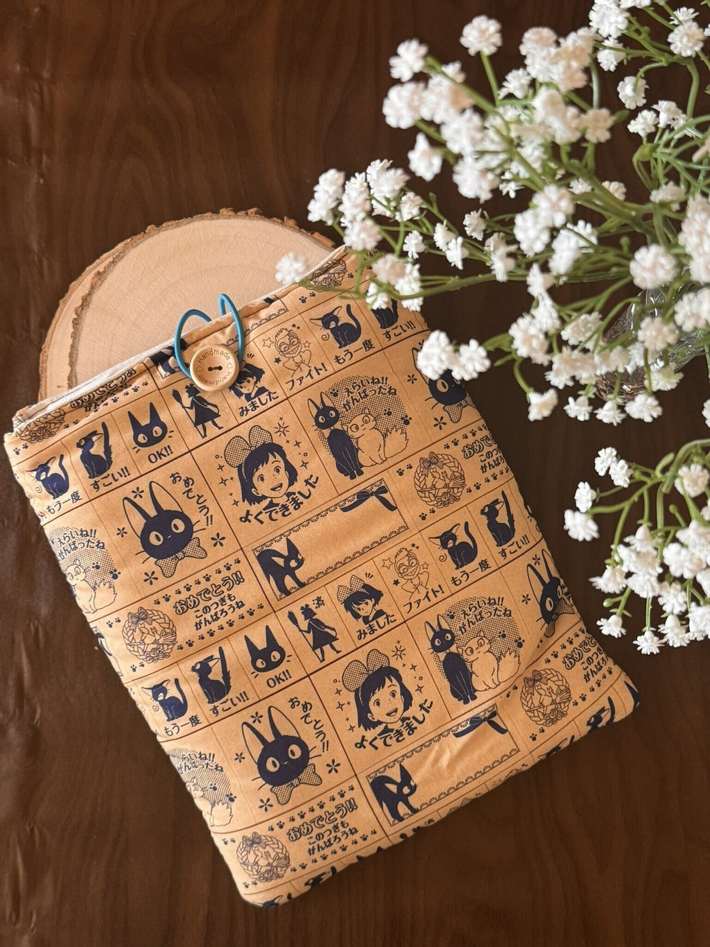 Kiki's Delivery Service Book Cover