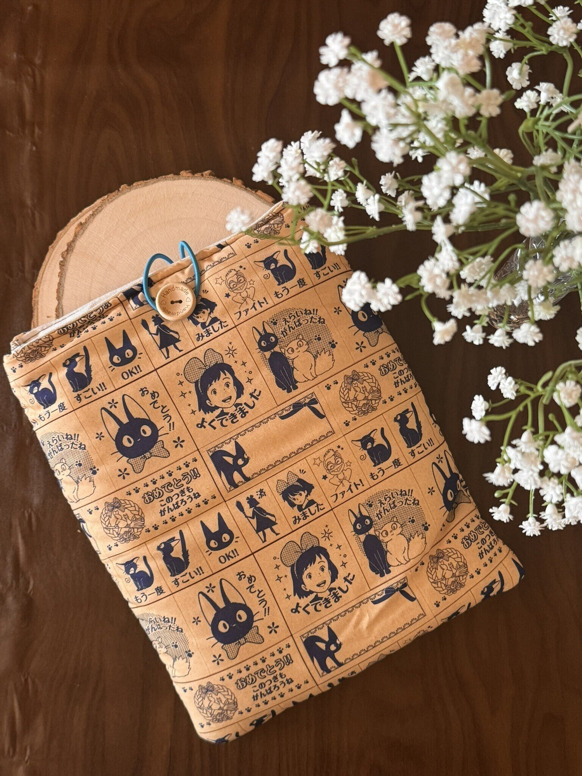 Kiki's Delivery Service Book Cover