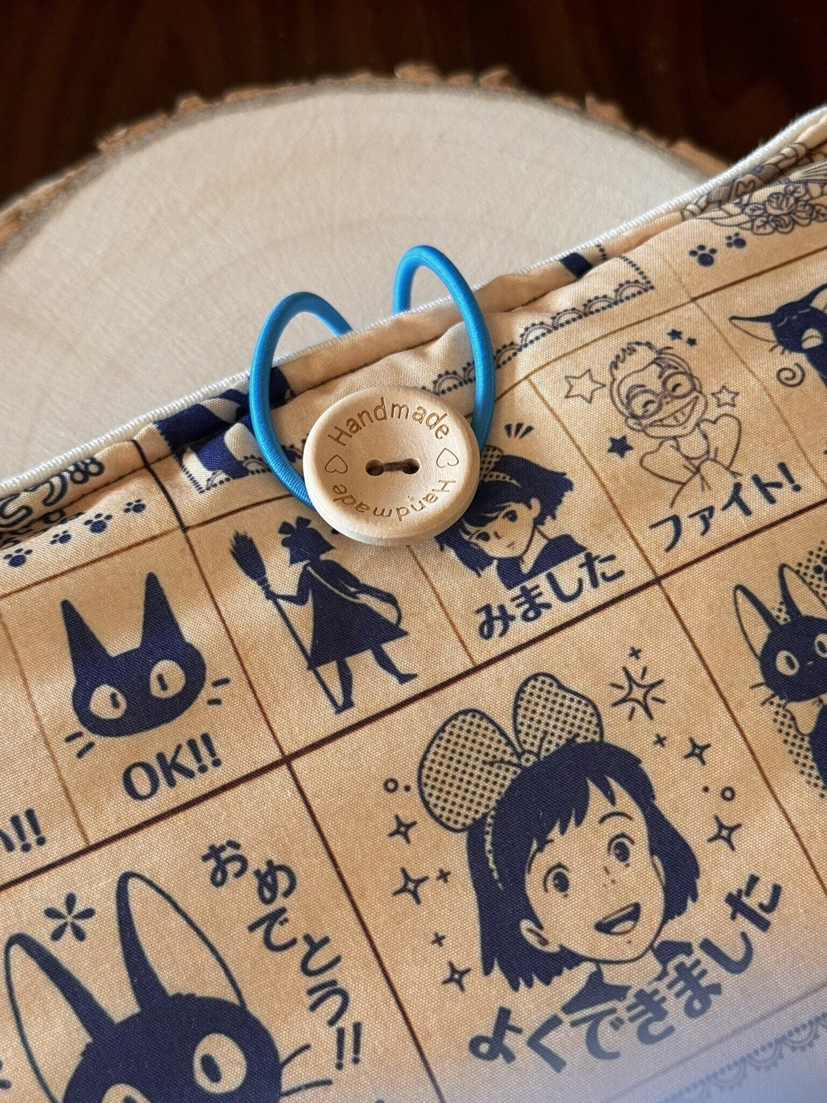 Kiki's Delivery Service Book Cover
